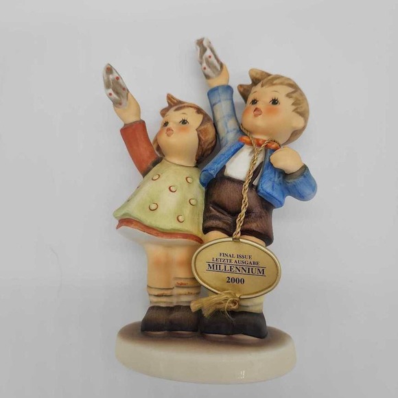 Goebel M.J. Hummel Figurine Auf Wiedersehen Porcelain Collectible Germany 2000 - Picture 1 of 10